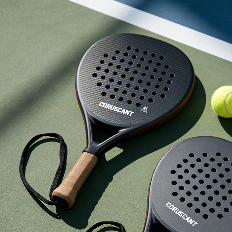 Versatile Carbon fiber materia - مراجعة Padel Racket Carbon وسعره