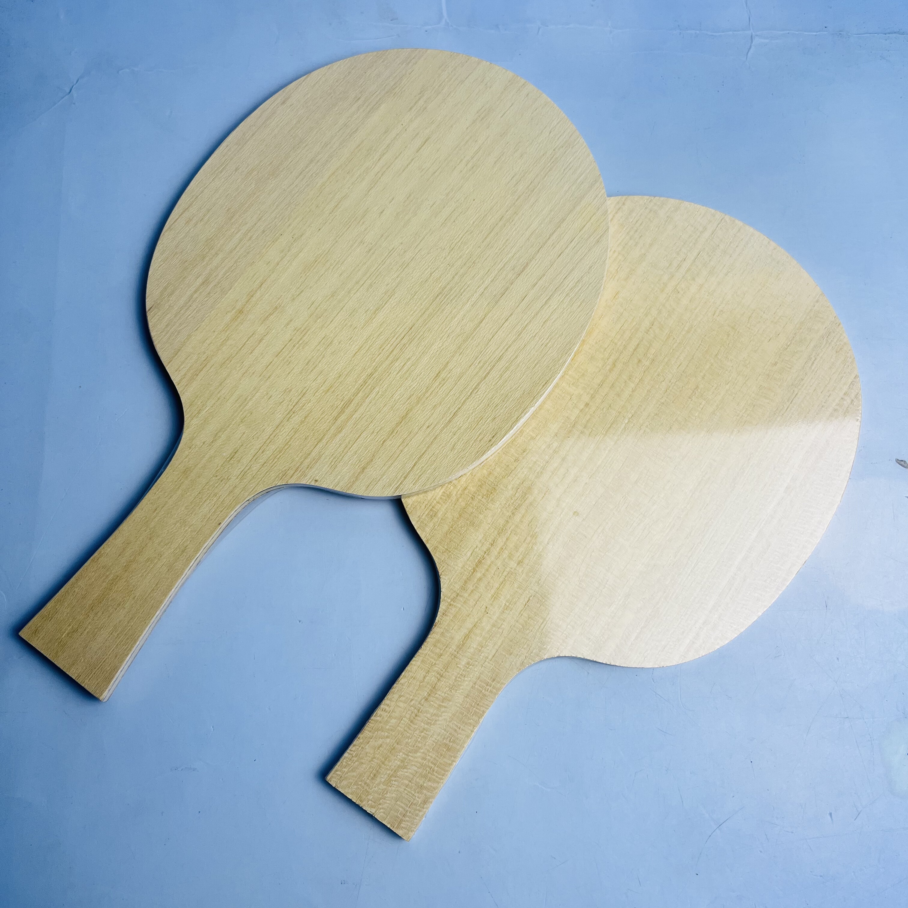 Table Tennis Blade with Limoni - مراجعة Padel Racket Carbon وسعره