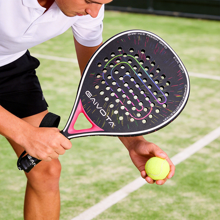 Full Carbon fiber material pad - مراجعة Padel Racket Carbon وسعره